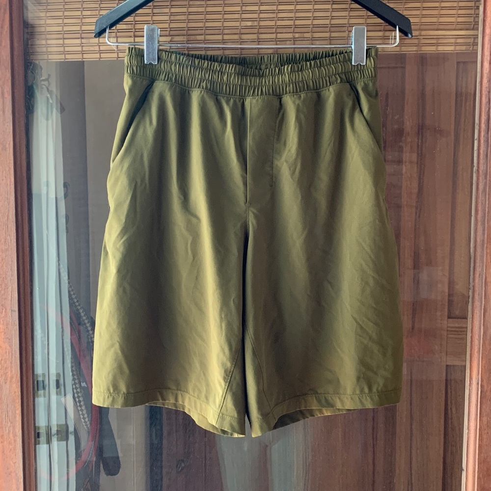 Men’s Lululemon Army Green Shorts